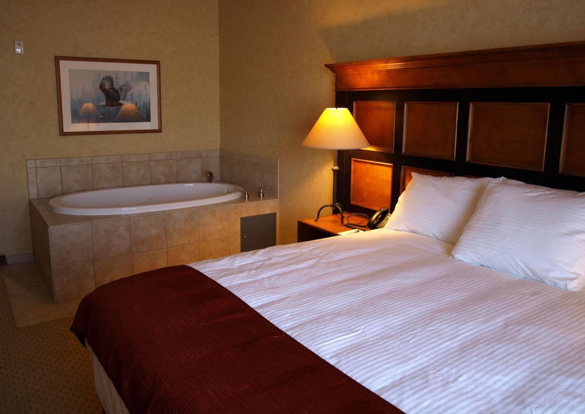 סוזאנוויל Diamond Mountain Casino Hotel חדר תמונה
